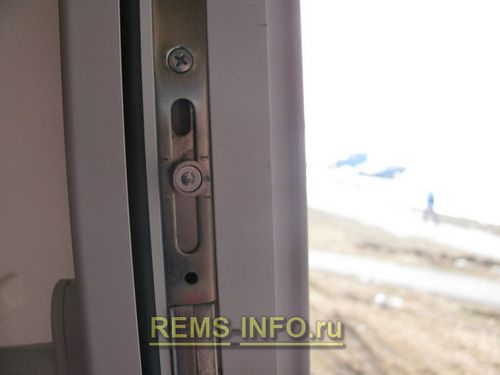 Регулировка пластиковых окон «зима-лето» своими руками.