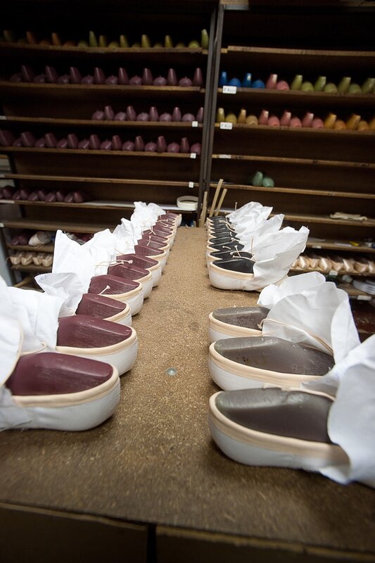 репортаж с завода. требуется профессиональный фотограф