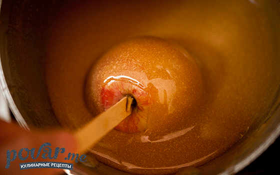 Как приготовить яблоки в карамели — подробный рецепт с фото