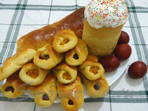 выпечка из сдобного дрожжевого теста