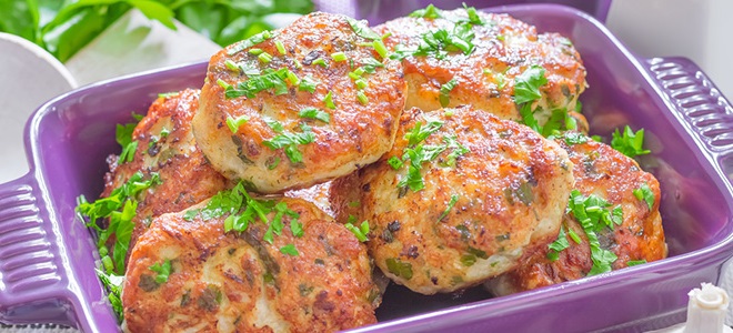 Сочные котлеты из свинины