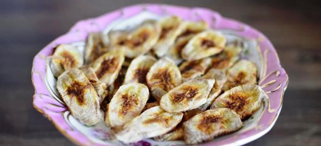 банановые чипсы в микроволновке