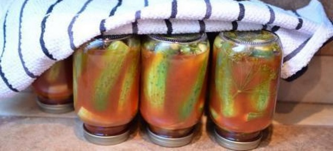 огурцы с кетчупом