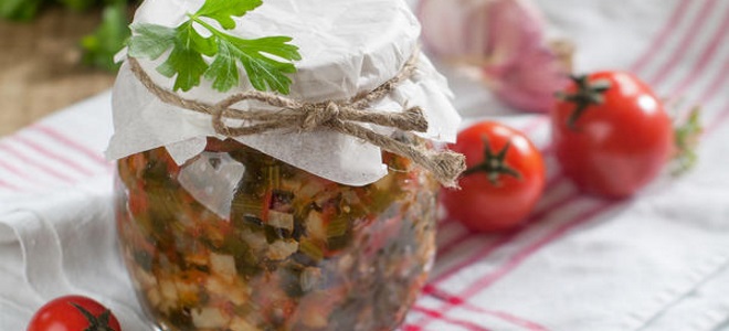 салат из огурцов и кабачков на зиму