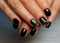 Маникюр гель лаком с блестками