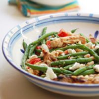 салат с курицей и чесноком