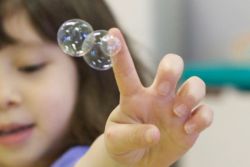 нелопающиеся мыльные пузыри в домашних условиях