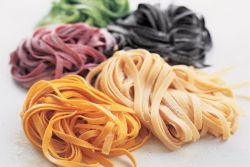 Как приготовить домашнюю лапшу для супа