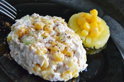 салат ананас кукуруза курица копченая