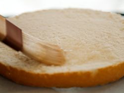 как правильно пропитать бисквит сиропом