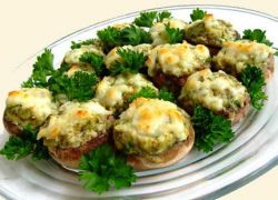 грибы фаршированные в духовке с сыром