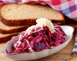 салат из свеклы с сыром