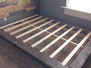 Кровать своими руками в домашних условиях