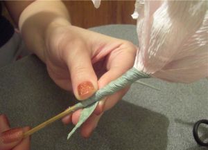 цветы из конфет своими руками35