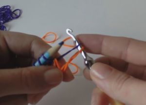 Браслет из резинок Чешуя дракона 16