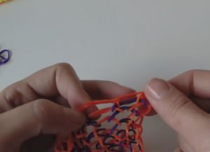 Браслет из резинок Чешуя дракона 22