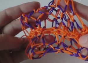 Браслет из резинок Чешуя дракона 24