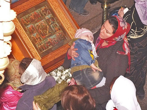 Отец Андрей, матушка Анна Ромашко с детьми 