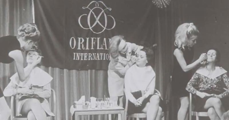 Демонстрация косметики Oriflame