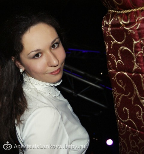 Как сделать красивые брови в салоне) посоветуйте.