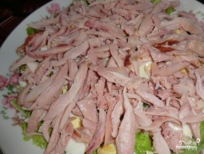 Салат с копченой курицей и сыром - фото шаг 3