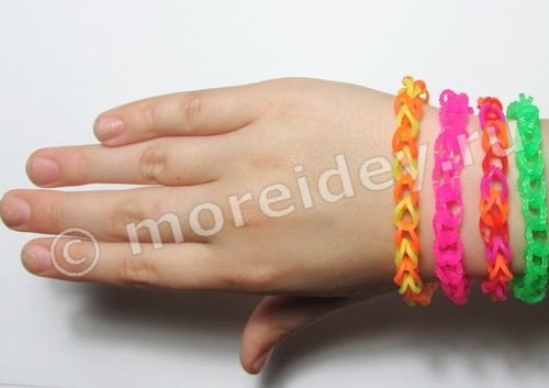 плетение браслетов из резинок Rainbow Loom (Рейнбоу Лум)