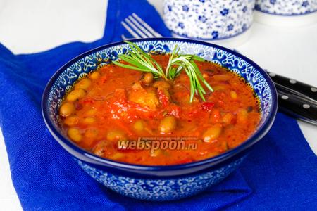 Фото рецепта Свинина с фасолью в томатном соусе
