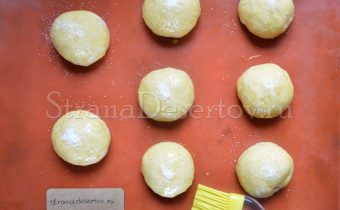 смазывание булочек