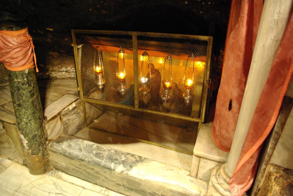 Пещера Рождества (Святой Вертеп). Ясли